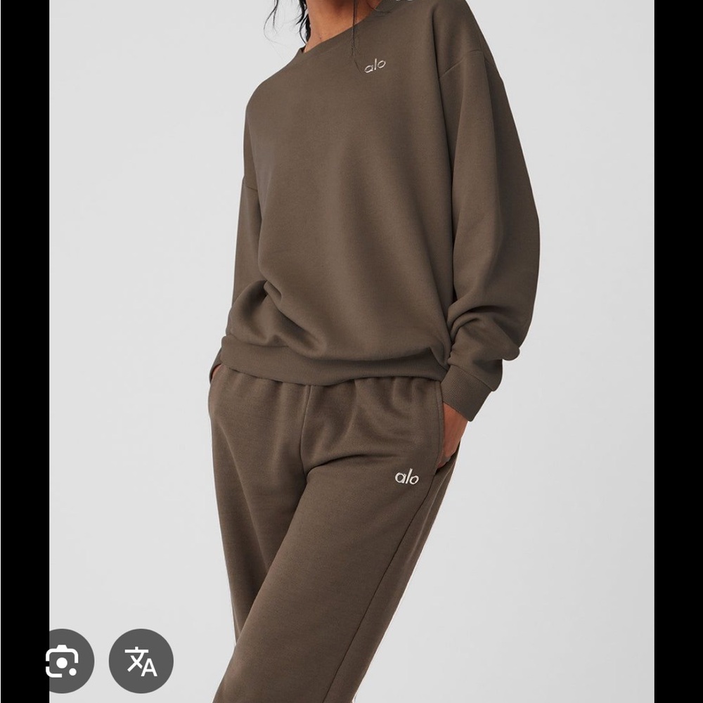 Alo accolade Sweatshirt and Sweatpants Set